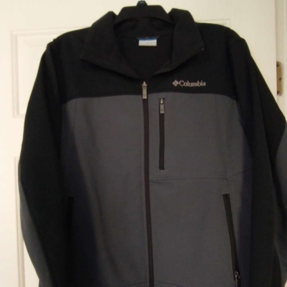 Men's Columbia jacket